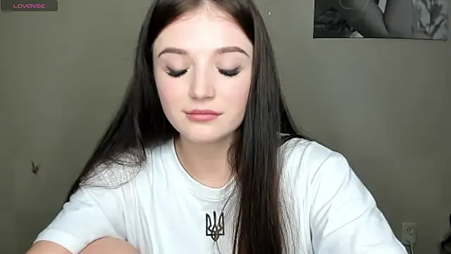 EvaaMillerr99 online show from January 7, 2025, 9:35 pm