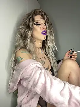 MoonAgnes online show from February 25, 2026, 7:12 pm