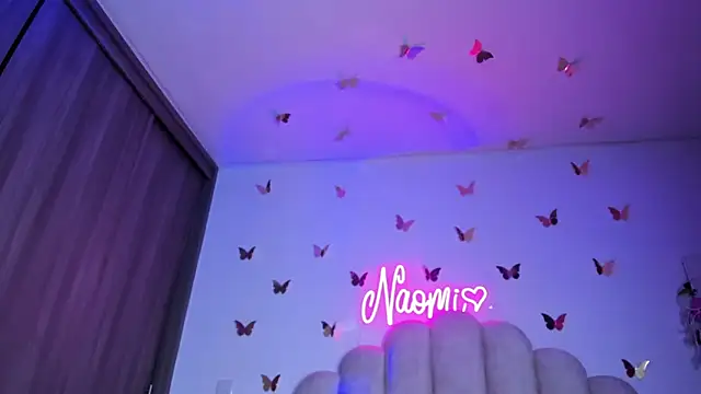 Snapshot of NaomiAsha chatting on September 28, 2025, 11:43 pm NaomiAsha online show from September 28, 2025, 11:43 pm