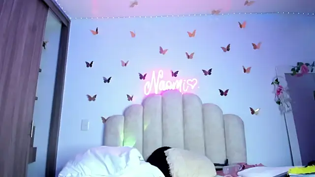 Snapshot of NaomiAsha chatting on October 26, 2025, 11:42 pm NaomiAsha online show from October 26, 2025, 11:42 pm