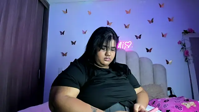 Snapshot of NaomiAsha chatting on November 29, 2025, 12:46 am NaomiAsha online show from November 29, 2025, 12:46 am