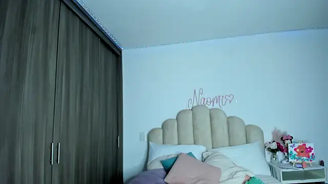 Snapshot of NaomiAsha chatting on February 4, 2026, 11:20 pm NaomiAsha online show from February 4, 2026, 11:20 pm