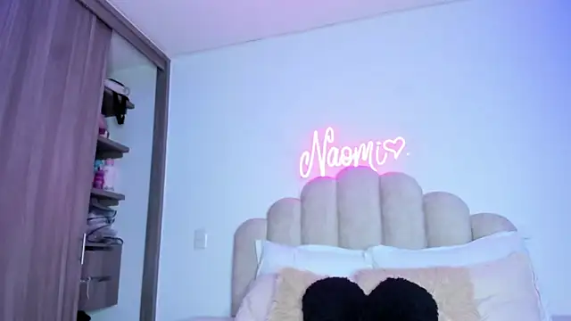 Snapshot of NaomiAsha chatting on February 27, 2026, 8:20 pm NaomiAsha online show from February 27, 2026, 8:20 pm