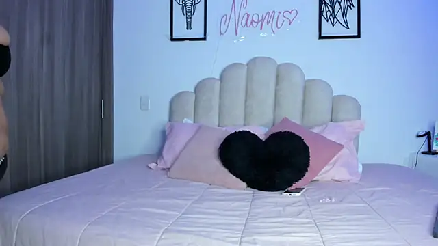 Snapshot of NaomiAsha chatting on March 2, 2026, 8:26 pm NaomiAsha online show from March 2, 2026, 8:26 pm