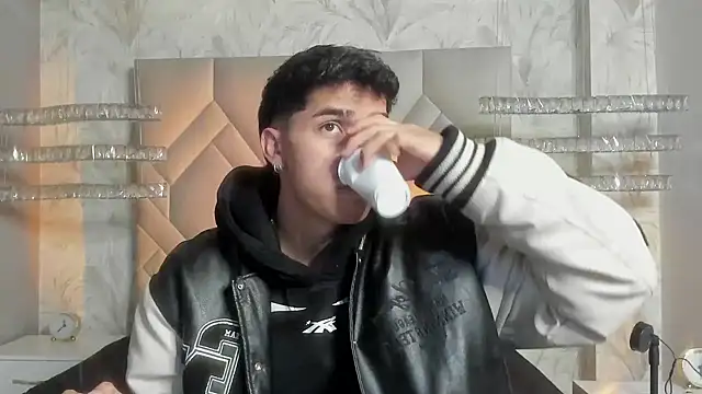 AndyPalmer  online show from January 4, 2025, 11:54 am