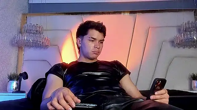 AndyPalmer  online show from February 27, 2025, 5:47 pm