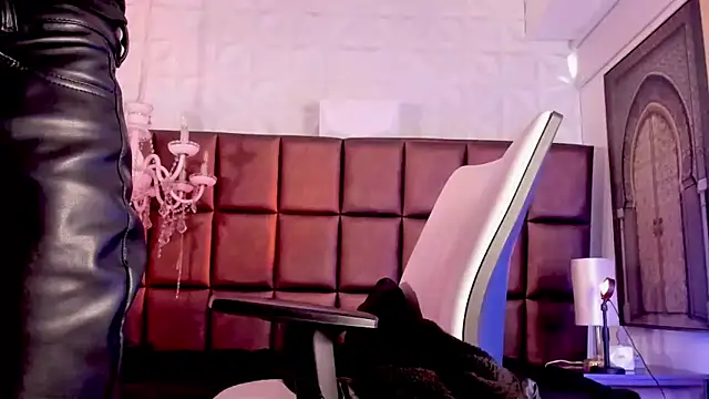 AndyPalmer  online show from March 12, 2025, 2:01 pm