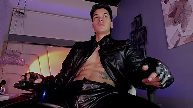 AndyPalmer  online show from March 16, 2025, 1:17 am