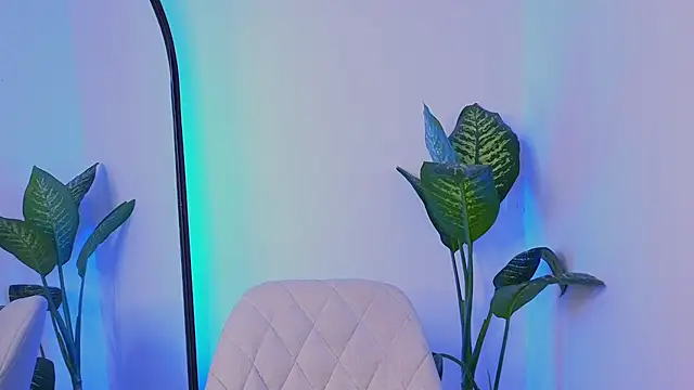 AndyPalmer  online show from September 23, 2025, 7:17 pm