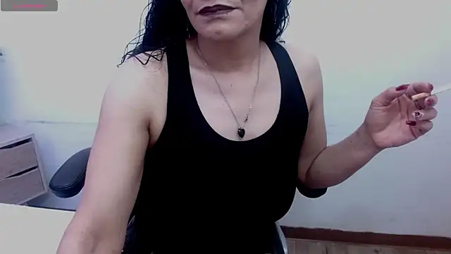 AlexandraJones  online show from November 3, 2025, 12:24 am