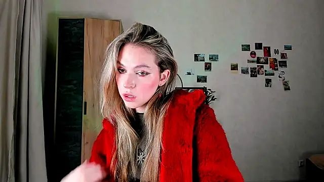 Niky  Jess online show from December 19, 2024, 2:24 pm