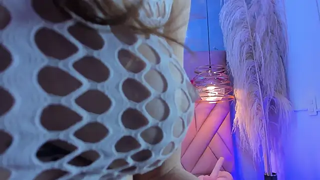 AngelaaCute  online show from February 19, 2025, 3:49 pm