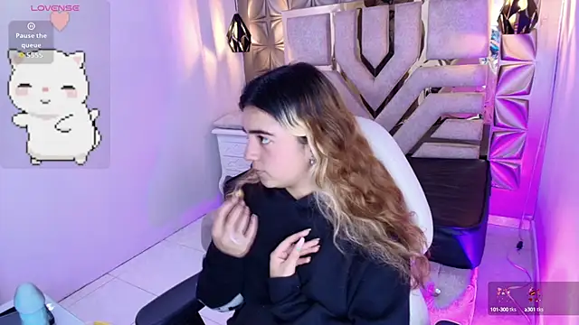 meraki fraise online show from September 21, 2025, 8:54 pm