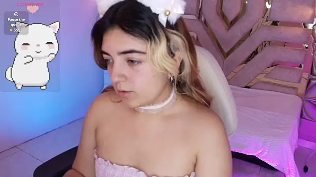 meraki fraise online show from October 1, 2025, 7:42 pm