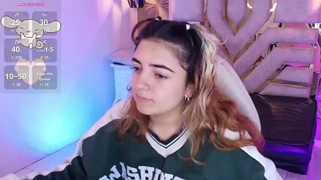 meraki fraise online show from October 14, 2025, 7:58 pm