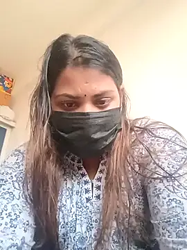 Hotmilfxox online show from December 8, 2024, 7:47 am