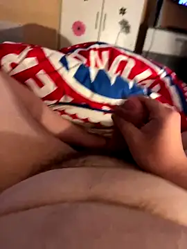 Snapshot of itzznick2005 chatting on September 28, 2025, 4:56 pm itzznick2005 online show from September 28, 2025, 4:56 pm