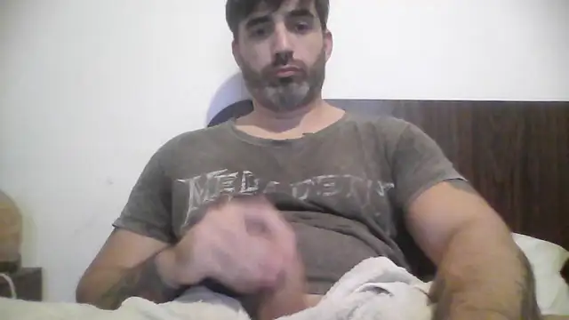 Snapshot of ozzypsico13 chatting on April 10, 2026, 2:50 am ozzypsico13 online show from April 10, 2026, 2:50 am