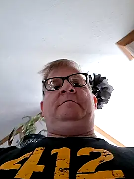 J83560Jason online show from October 19, 2025, 4:51 pm