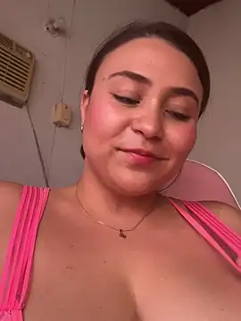 Snapshot of dulce_santamaria chatting on March 1, 2025, 9:48 pm dulce santamaria online show from March 1, 2025, 9:48 pm