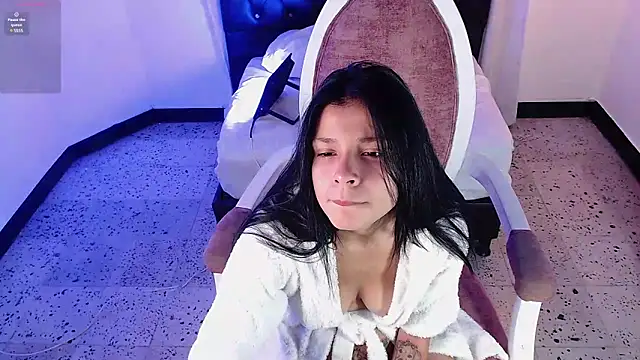 Zoee babygirl online show from December 10, 2024, 3:55 pm