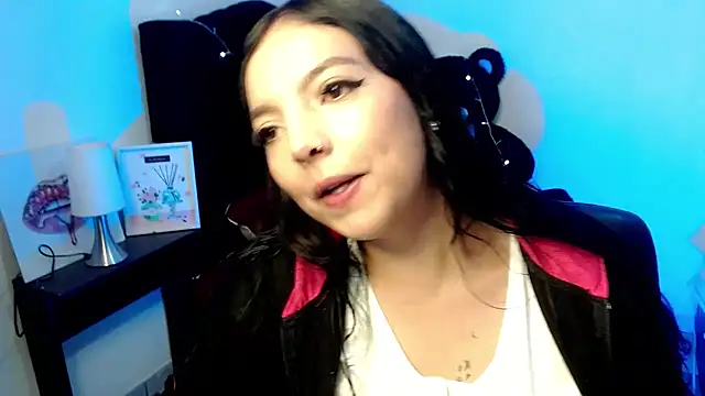 loren tits24 online show from July 9, 2026, 7:18 pm