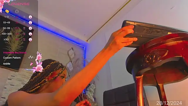 Snapshot of MystiqueTs chatting on December 29, 2024, 4:38 am MystiqueTs online show from December 29, 2024, 4:38 am