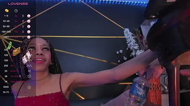 Snapshot of MystiqueTs chatting on January 26, 2025, 10:34 am MystiqueTs online show from January 26, 2025, 10:34 am