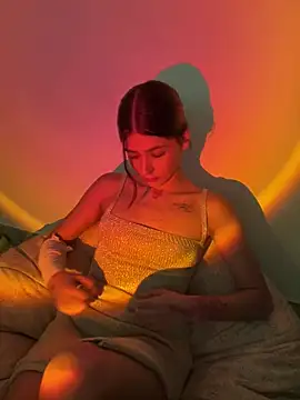 AnnyCherry  online show from January 28, 2025, 9:19 pm