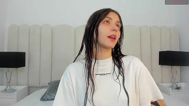 AnnyCherry  online show from February 24, 2026, 1:36 am