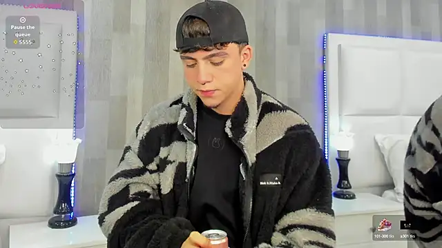 BrannTaylor online show from September 26, 2025, 11:58 am