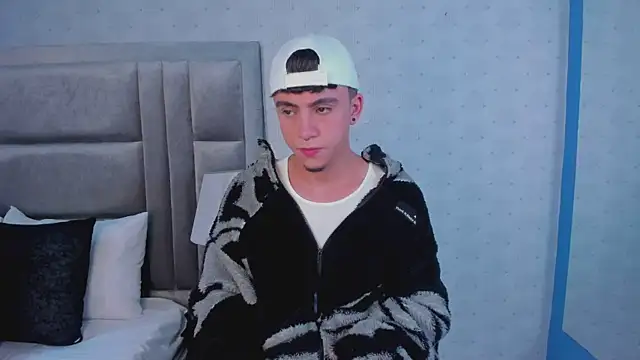 BrannTaylor online show from October 18, 2025, 11:44 am