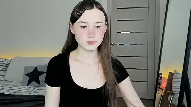 Snapshot of Stella_Sunny chatting on May 22, 2026, 2:12 pm Stella Sunny online show from May 22, 2026, 2:12 pm