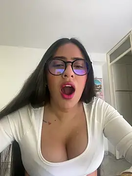 Paris-love online show from March 20, 2025, 11:34 pm