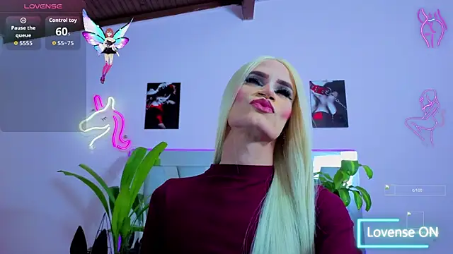 Snapshot of money_Ts_ chatting on October 26, 2025, 12:16 am money Ts online show from October 26, 2025, 12:16 am