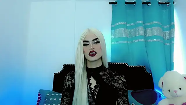 Snapshot of money_Ts_ chatting on November 21, 2025, 10:19 pm money Ts online show from November 21, 2025, 10:19 pm