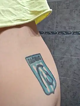 solangeyaelok1 online show from February 17, 2025, 1:32 pm