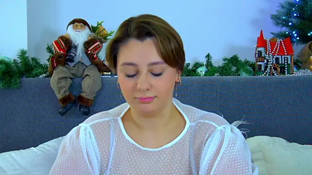 Snapshot of MaryMurray chatting on December 29, 2024, 10:14 pm MaryMurray online show from December 29, 2024, 10:14 pm