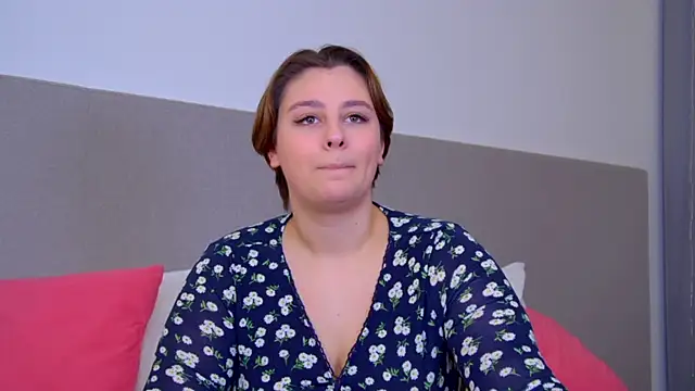 Snapshot of MaryMurray chatting on February 5, 2025, 6:37 pm MaryMurray online show from February 5, 2025, 6:37 pm