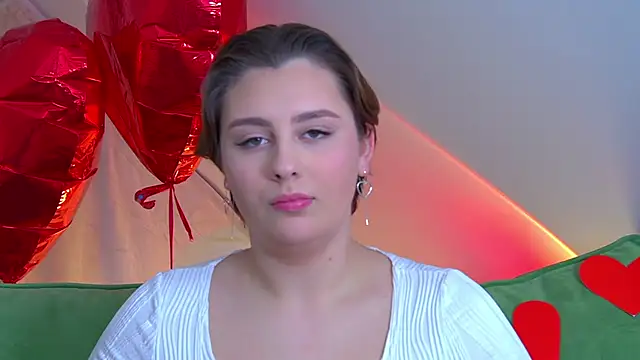 Snapshot of MaryMurray chatting on February 17, 2025, 9:41 pm MaryMurray online show from February 17, 2025, 9:41 pm