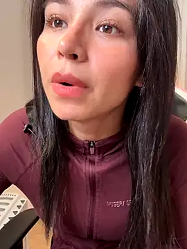 Adriennesexxx online show from January 6, 2026, 5:49 pm