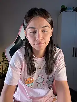 Adriennesexxx online show from March 22, 2026, 5:49 pm