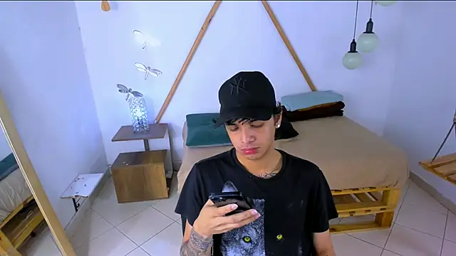 Brand habes online show from October 14, 2025, 6:52 pm