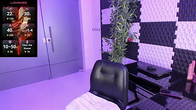 NatazhaQueen online show from February 26, 2026, 4:55 am