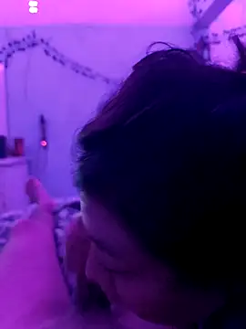 Snapshot of Cuessy chatting on October 20, 2025, 4:24 am Cuessy online show from October 20, 2025, 4:24 am