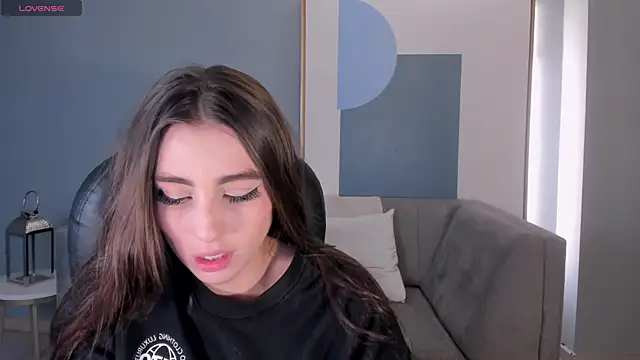 DolcieElliot online show from December 26, 2024, 6:01 pm