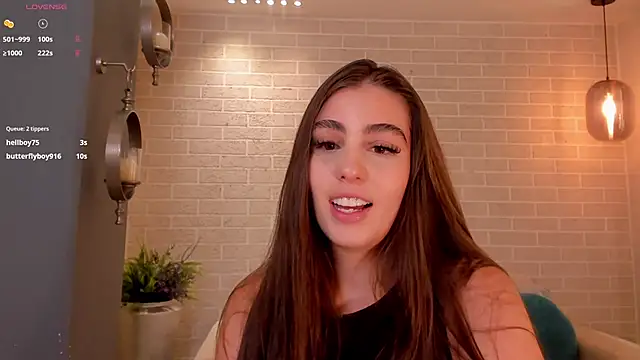 DolcieElliot online show from February 8, 2025, 6:33 pm