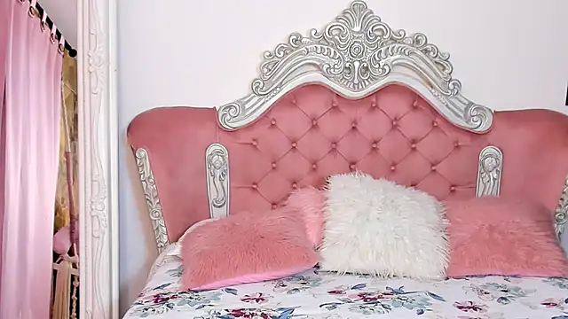 AngelineConnor online show from February 8, 2025, 4:14 am