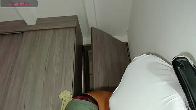 KaelMoreau online show from February 11, 2025, 11:01 pm