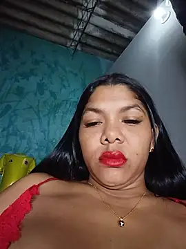 Snapshot of DIORA_Latina chatting on July 4, 2026, 5:24 am DIORA Latina online show from July 4, 2026, 5:24 am